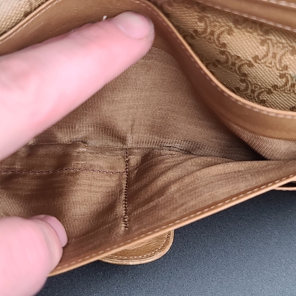 Celine bifold - Picture 14 of 16